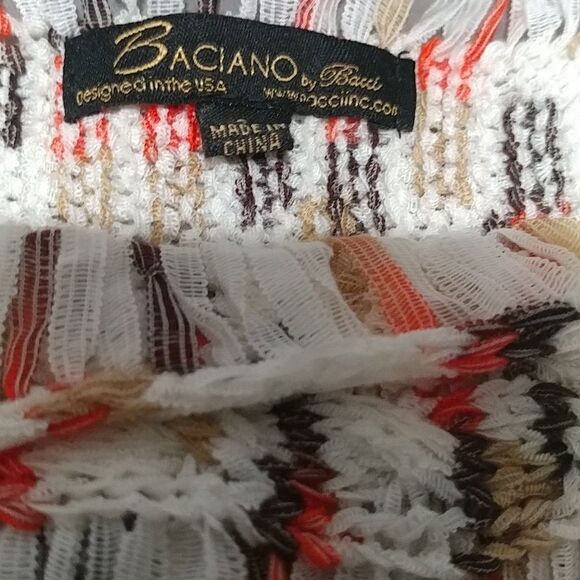 Baciano Top  - Picture 4 of 4